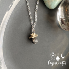 Load image into Gallery viewer, Natural Stone &amp; Rattlesnake Vertebrae Necklace
